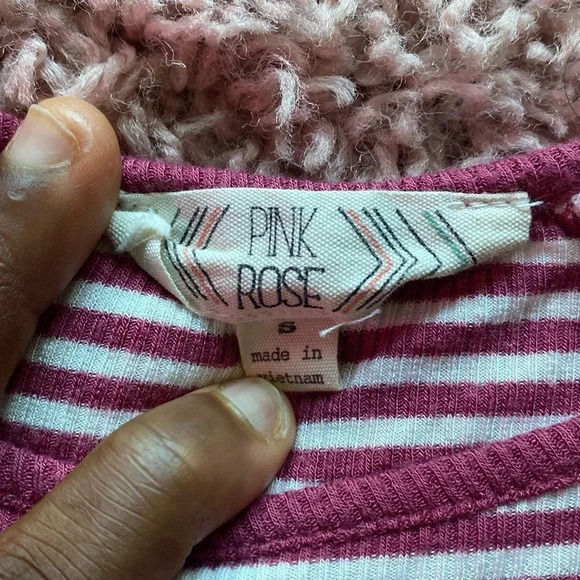 Pink Rose Wide Neck Flowy Tee - Picture 2 of 3